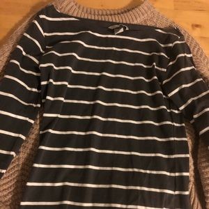 Striped long sleeves shirt